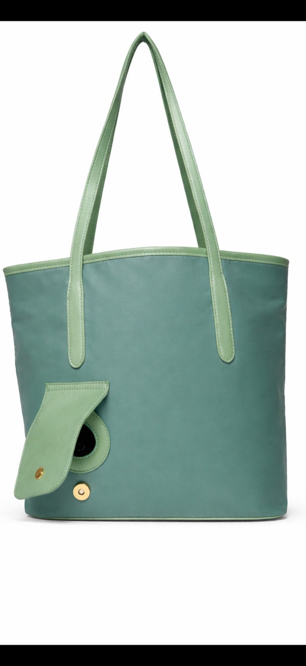 Pour and Sip Hidden Drink Purse with Built in Spout